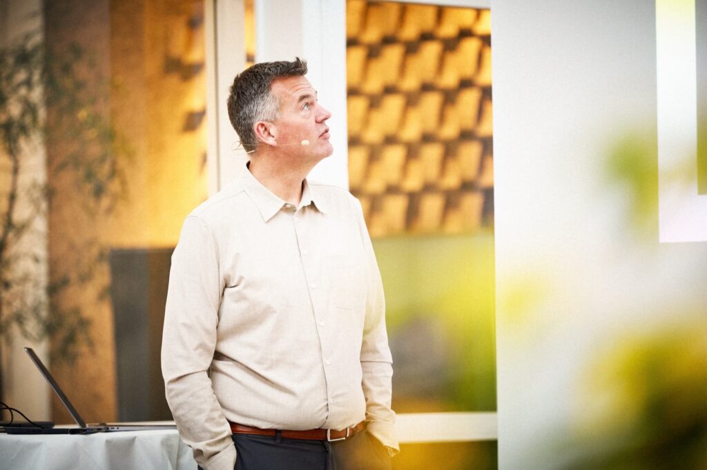 Jesper Krogh - Vaern